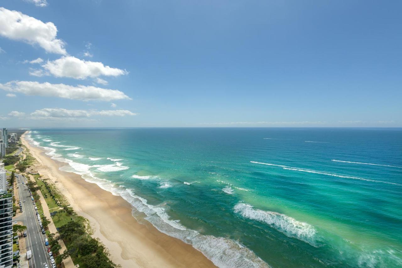 غولد كوست Meriton Suites Surfers Paradise المظهر الخارجي الصورة The Atlantic Ocean in Portugal