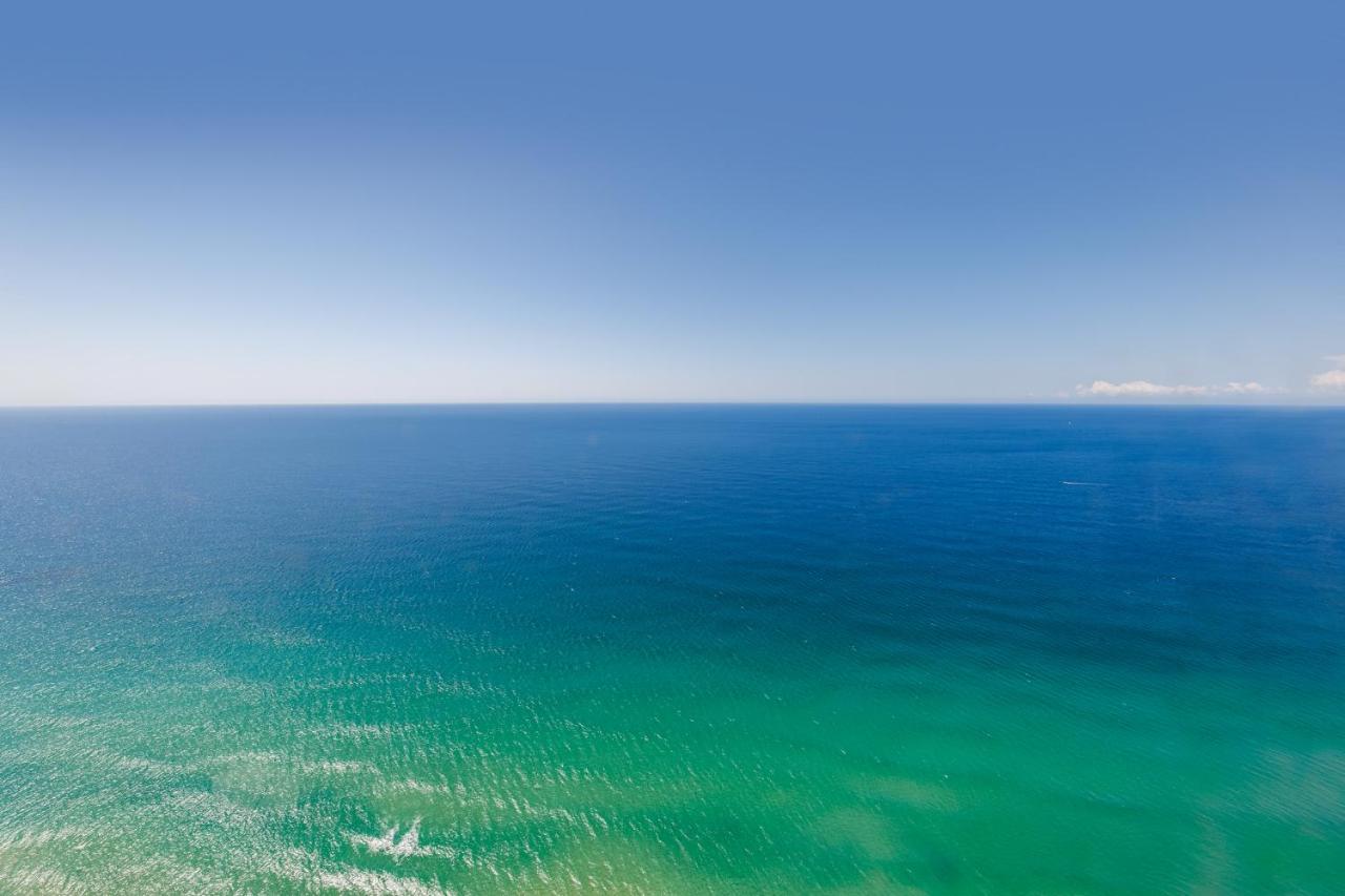 غولد كوست Meriton Suites Surfers Paradise المظهر الخارجي الصورة The Atlantic Ocean
